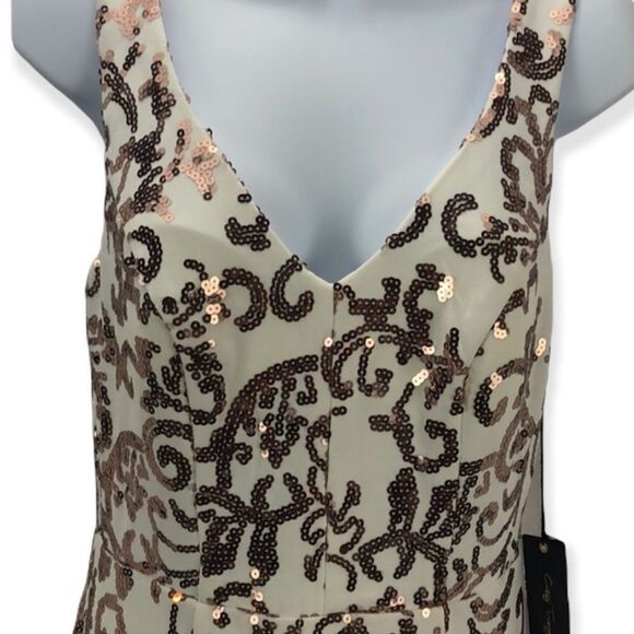 City Triangles Formal dress size 7 - Picture 2 of 8